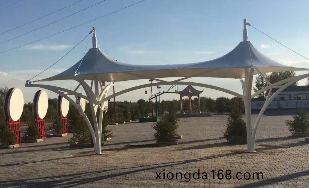 廣(guang)場(chang)景觀膜(mo)結構(gou)