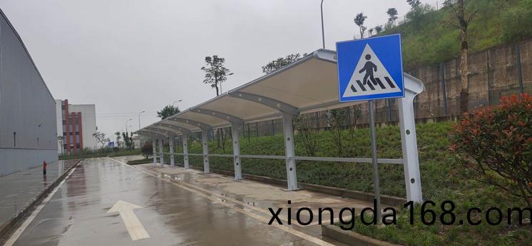 `7字(zi)型膜(mo)結(jie)構(gou)停(ting)車(che)棚(peng)—重(zhong)慶永翔(xiang)二期工地(di)項(xiang)目`
