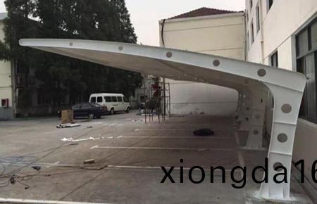 `7字型膜(mo)結(jie)構停(ting)車(che)棚(peng)有哪些(xie)優(you)點(dian)？`